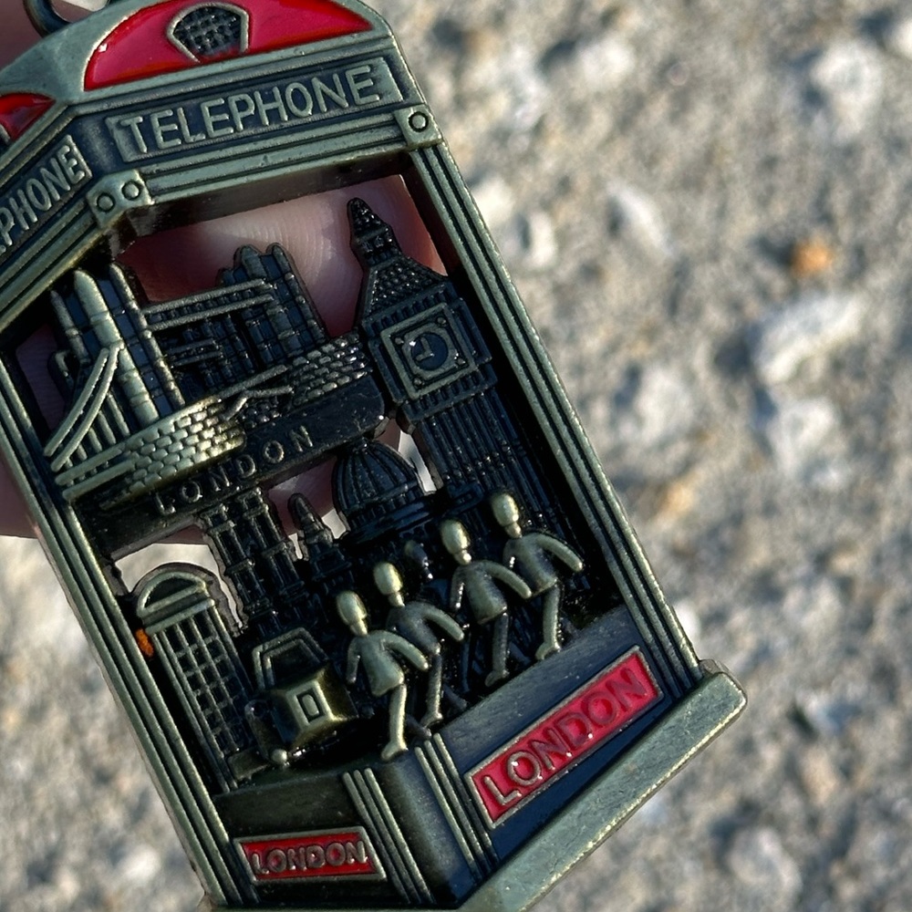 London Telephone Booth Keychain